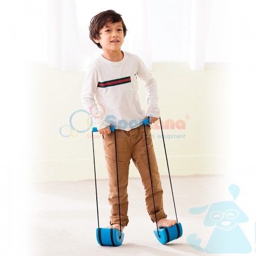 Шагающие деревянные балансиры на канатах Китята.