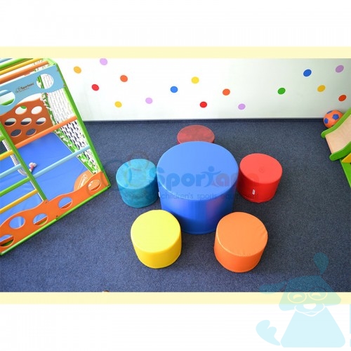 Мягкие модули “Столик со стульчиками”